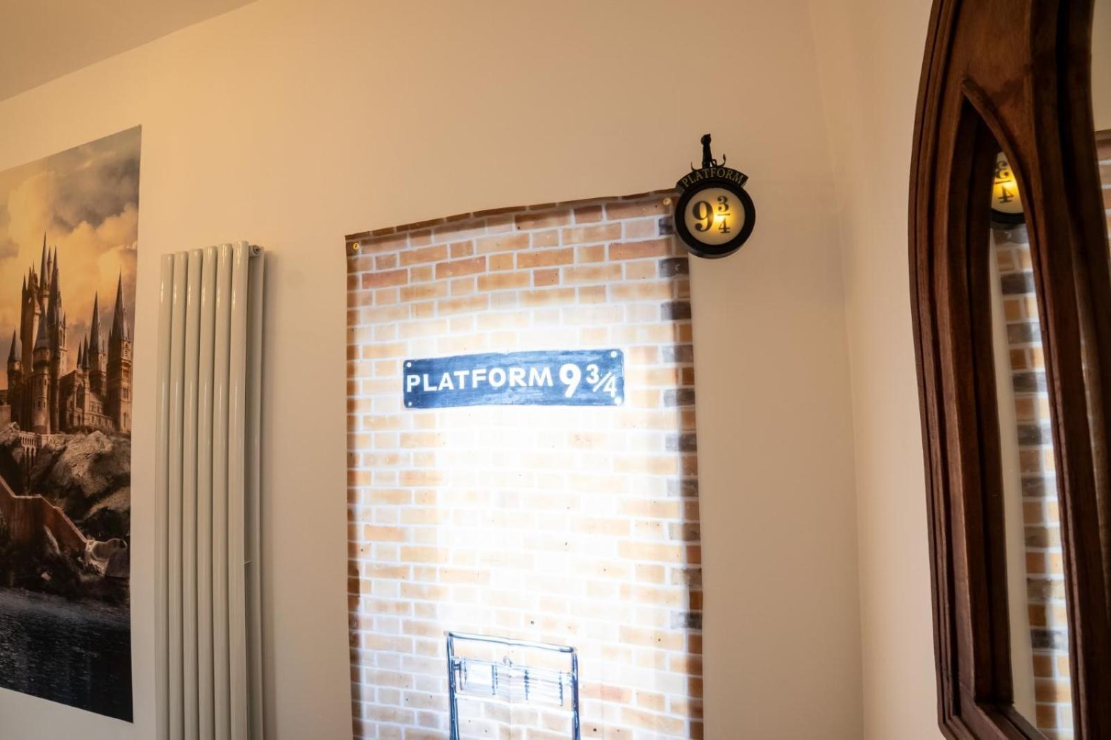 Apartment Harry Potter House 1br - Free On Street Parking - Self Check In - Sleeps Family Of 4